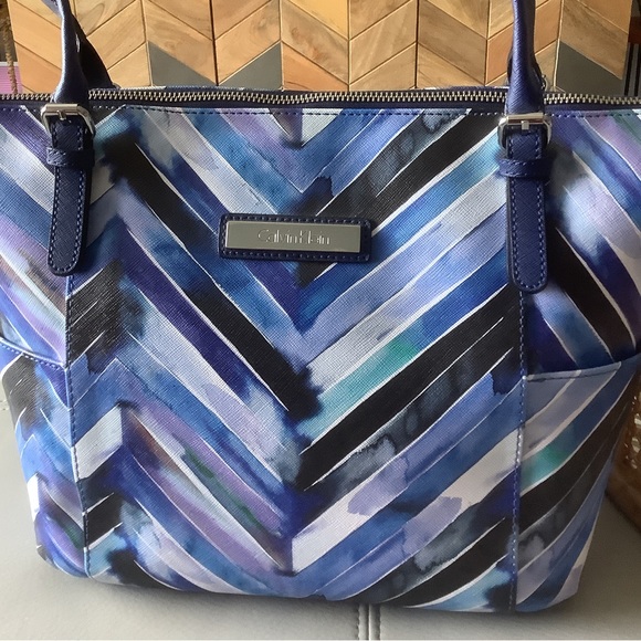 🌷LIKE NEW🌷CALVIN KLEIN 🌷TOP ZIPPER TOTE HANDBAG - Picture 10 of 11